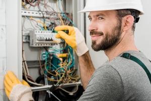How to Find a Reliable Electrician in Hodgson Vale for Home and Business Needs?