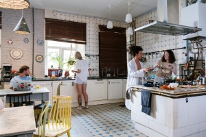 Photo by cottonbro studio: https://www.pexels.com/photo/women-and-men-in-kitchen-5146884/