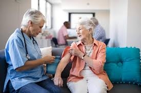 How Activities at Seashore Senior Living Promote Healthy Aging