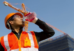Heat Stress and Hydration Management for Outdoor Workers