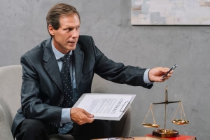 How a Personal Injury Lawyer in Albany Helps Maximize Settlements