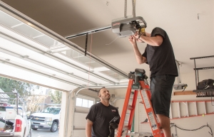 Emergency Garage Door Cable Repair Los Angeles Technicians