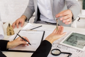 The Role of a Real Estate Attorney in Commercial Property Deals