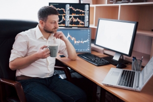 Stock Market Courses Online: A Complete Guide for Beginners and Professionals