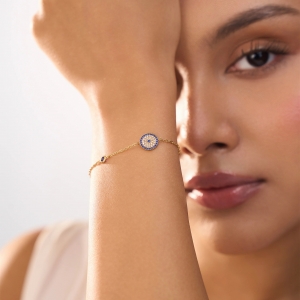 Brighten the Festival of Lights with Beautiful Jewellery Gifts on Diwali