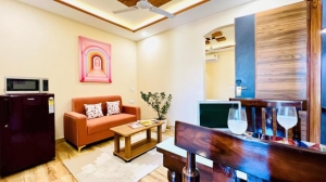 Walking Distance Hotel near Medanta Hospital Gurgaon