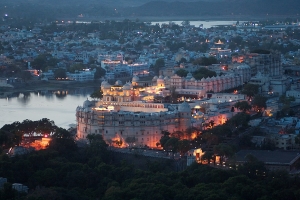 Udaipur Wedding Guide: Venues, Budgets & Cultural Tips – Ramada Encore Udaipur Roopnagar