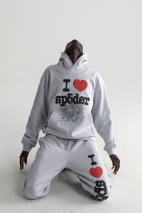 Winter Ready Looks: Best Sp5der Hoodies to Stay Warm