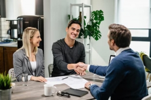 How Loans Auto Options Differ from Traditional Financing