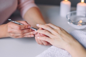 Luxury Nail Salon Henderson NV | Professional Pedicure, Manicure & Nail Repair Services