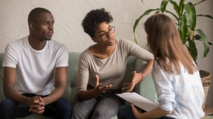 Navigating Family Challenges with a Skilled Coparenting Therapist