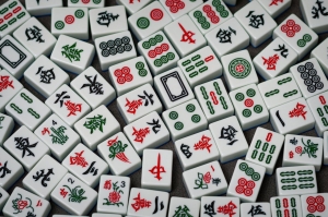 4 Cute Ways to Include Mahjong in Your Holiday Parties