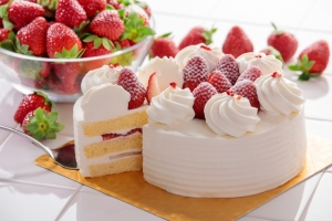 The Secret Behind the Perfect Fresh Cream Cake