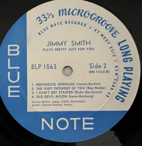 Spin Your Collection into Cash: The Smart Way to Sell Vinyl Records Near You