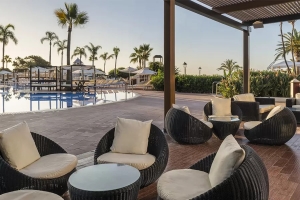 Who Can Benefit from Staying at Marriott Marbella Beach Resort?