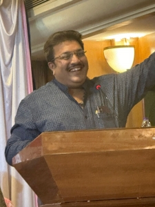 Best Tarot Card Reader in Pune | Jitendra Vaze Astro – Guiding Your Life’s Path