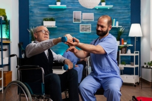Regaining Strength and Mobility at a Physical Rehabilitation Center