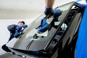 Stay Road-Ready With Complete Windshield Repair Oakland