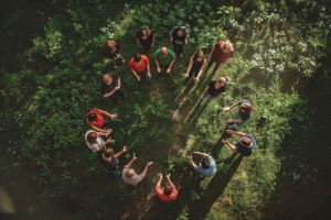 Why Team Building Retreats Are the Secret to Stronger Workplace Culture