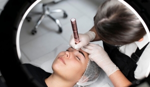The Benefits of Hands-On Training in a Microblading Apprenticeship