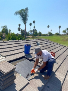 The Complete Homeowner’s Guide to Roof Maintenance