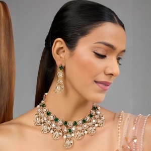 Choosing the Perfect Accessory: A Guide to Artificial Jewellery Styles