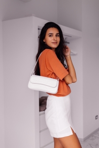 Why Every Woman Needs a Women Bucket Bag in Her Wardrobe