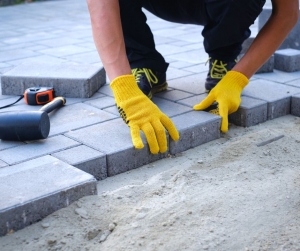 Driveway Paving Maintenance Tips for Long-Lasting Results