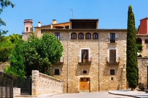 How to Find Affordable Luxury: Best Property for Sale in Italy in 2025