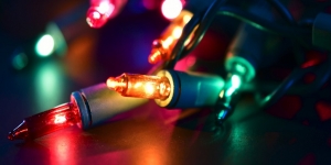 5 Things That Can Go Wrong if You DIY Your Holiday Lights Installation