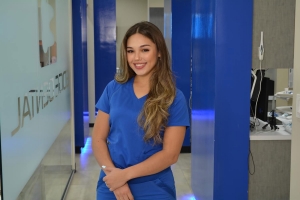 Advantages of Choosing Clear Aligners for Teeth in Houston?