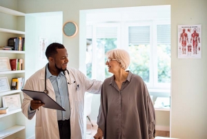 How Do Dementia Experts in California Help Patients Maintain Purpose and Dignity