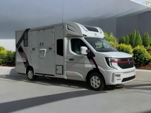 Why Investing in a Quality 2 Horse Truck Is Worth It for Professional Riders