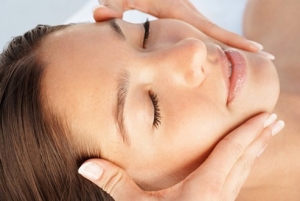 Why Face Lifting Facial Singapore Is a Must for Busy Professionals