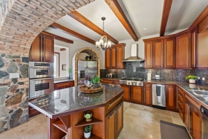 Top Mistakes to Avoid in Real Estate Photography