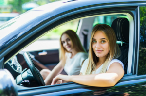 How to Choose the Right Driving School for Beginners