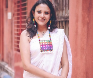 How to Style Mirror Work Jewellery for Festive and Casual Looks