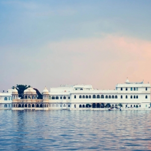 Experience India in Style: Why Luxury Rajasthan Tour Packages Define True India Luxury Tours