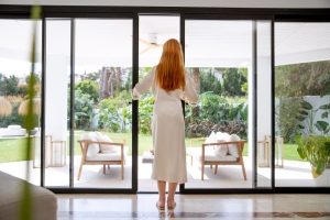 The Ultimate Guide to Sliding Frameless Shower Doors: Styles, Glass Options & Costs