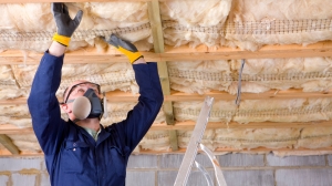 How Commercial Insulation Reduces Energy Loss in Old Buildings