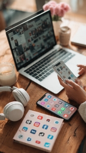 Professional social media manager