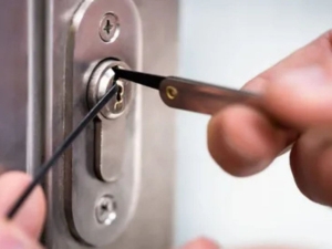 Locked Out? Discover Why Locksmith Number 1 Leads in Lockout Services in Lakeland FL