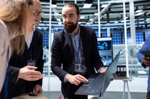 Empowering Global IT Infrastructure with Trusted Dell Server Solutions