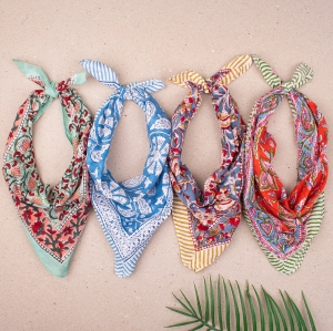 The Timeless Trend: Cotton Bandanas for Men & Women in Modern British Style