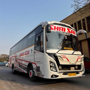 Why Traveller Bus Rentals Are Perfect for Family & Corporate Tours