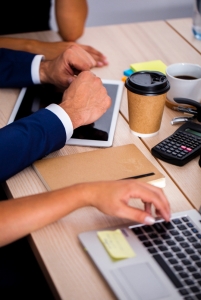 7 Signs You Need a Third Party Payroll Company to Handle Compliance