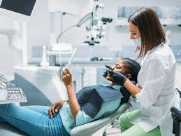 Root Canal vs Tooth Extraction: Delhi Dentist’s Decision Matrix with Real Case Costs