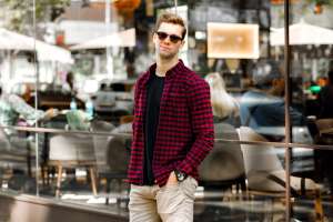 The Ultimate Guide to Choosing the Perfect Mens Flannel Shirt for Style and Comfort
