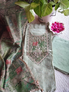 Premium Ladies Suits Material Online – Shop Elegant Fabrics | Faburra