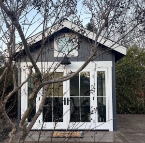 Why Are Professionals Choosing a Backyard Office Shed Over Home Renovations?